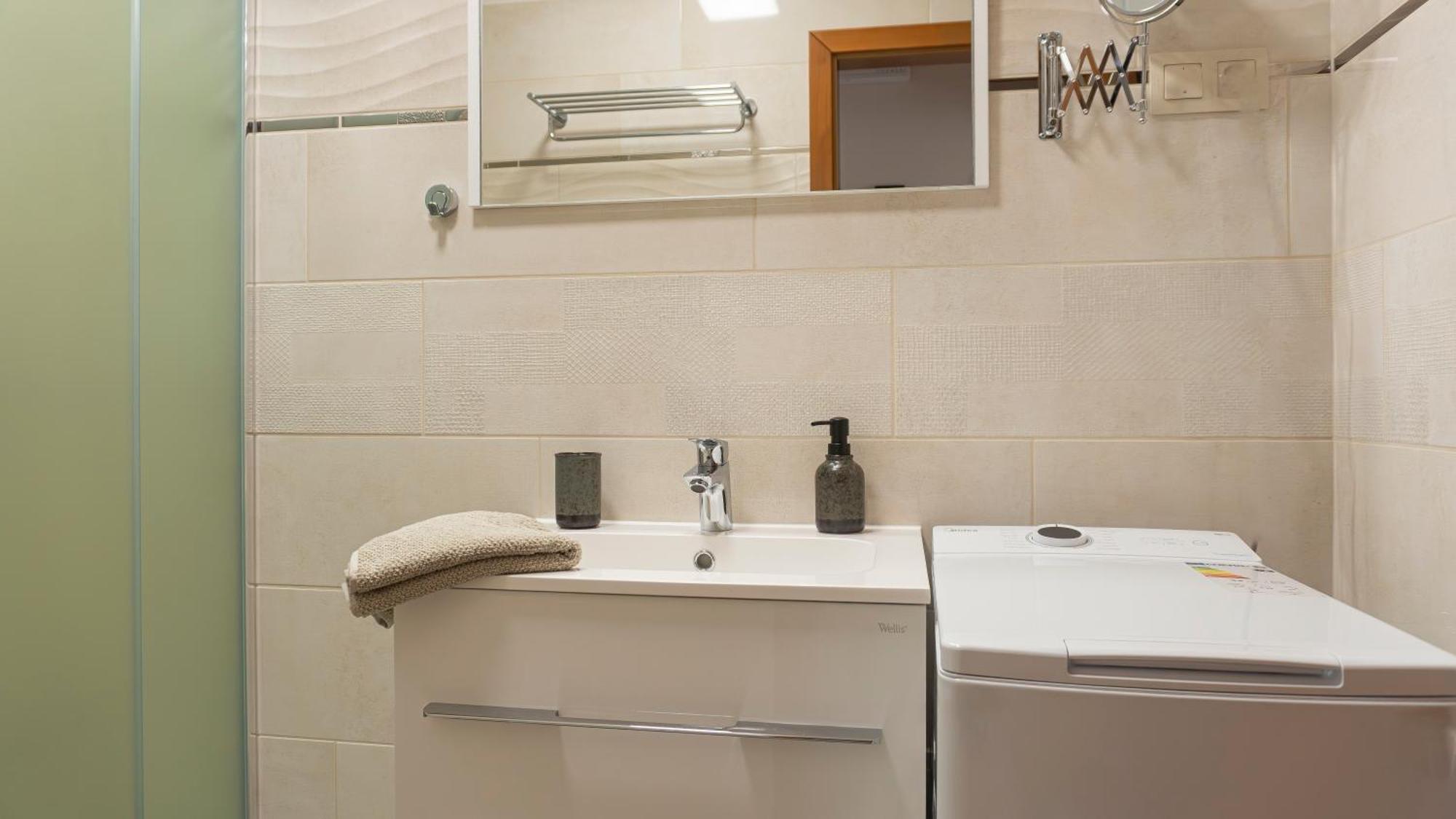 Thermal Irisz Apartman Kiskunhalas Exterior foto