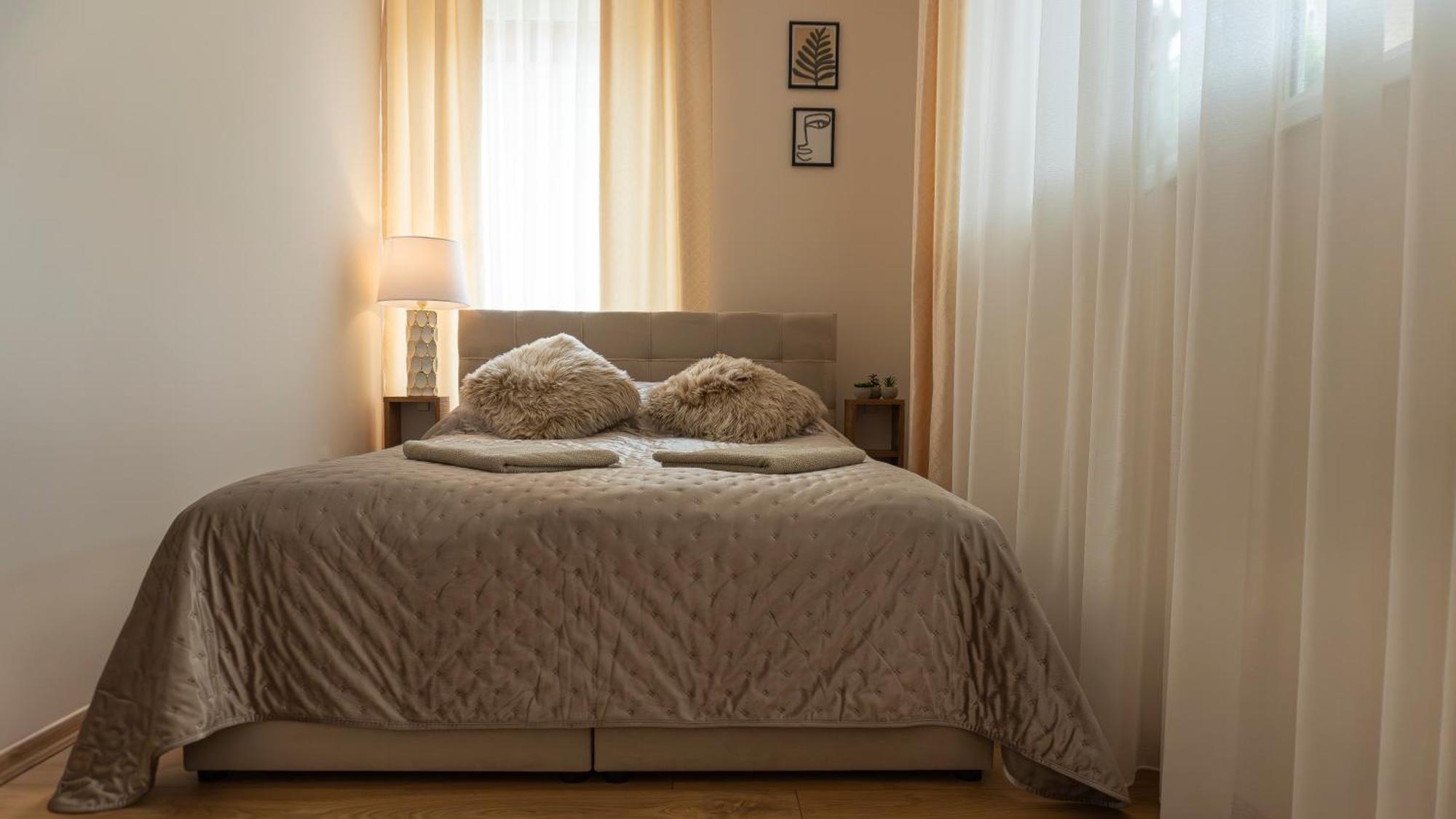 Thermal Irisz Apartman Kiskunhalas Exterior foto
